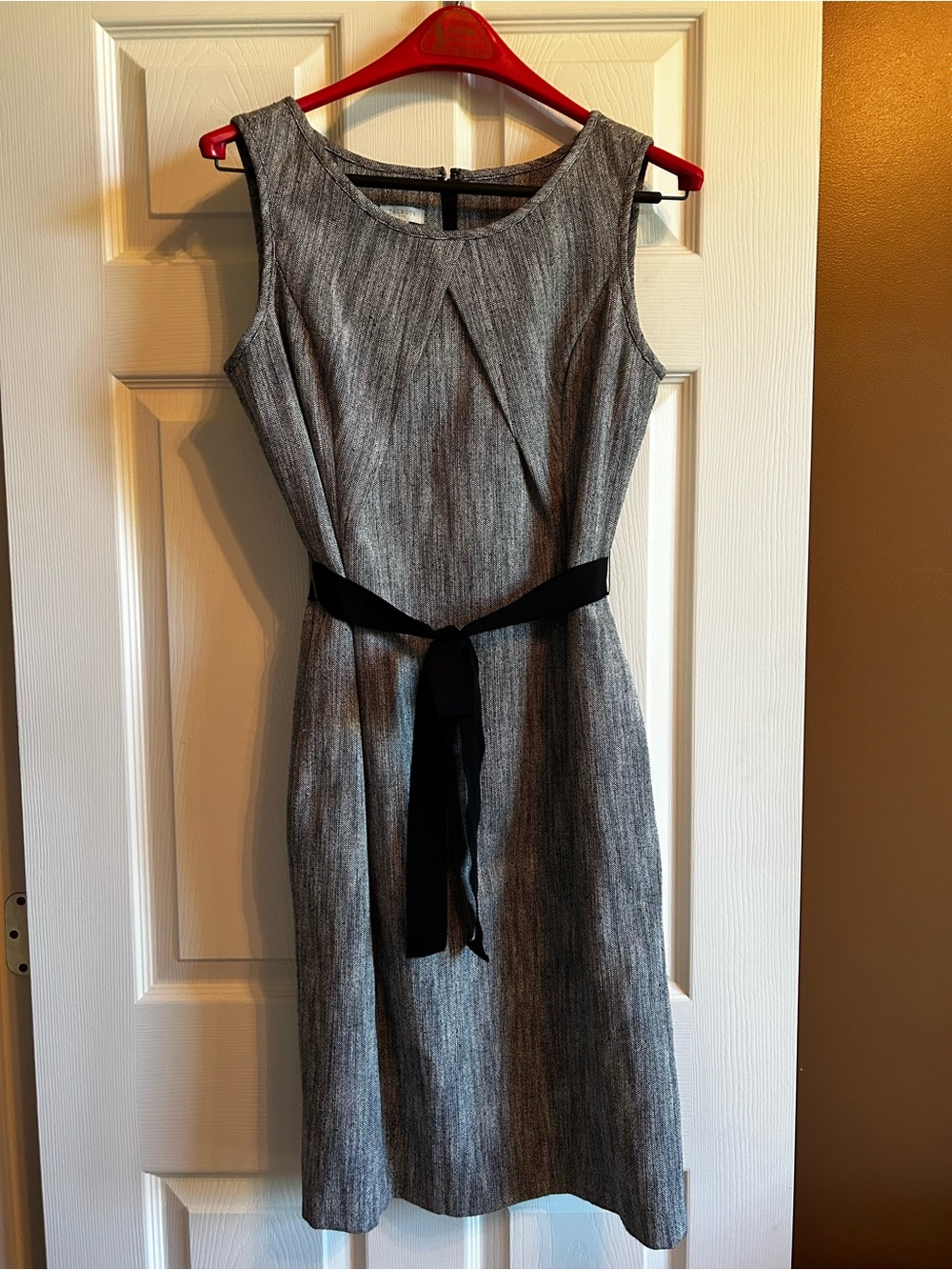 Talbots Sleeveless Gray Sheath Dress with Black Waist Tie